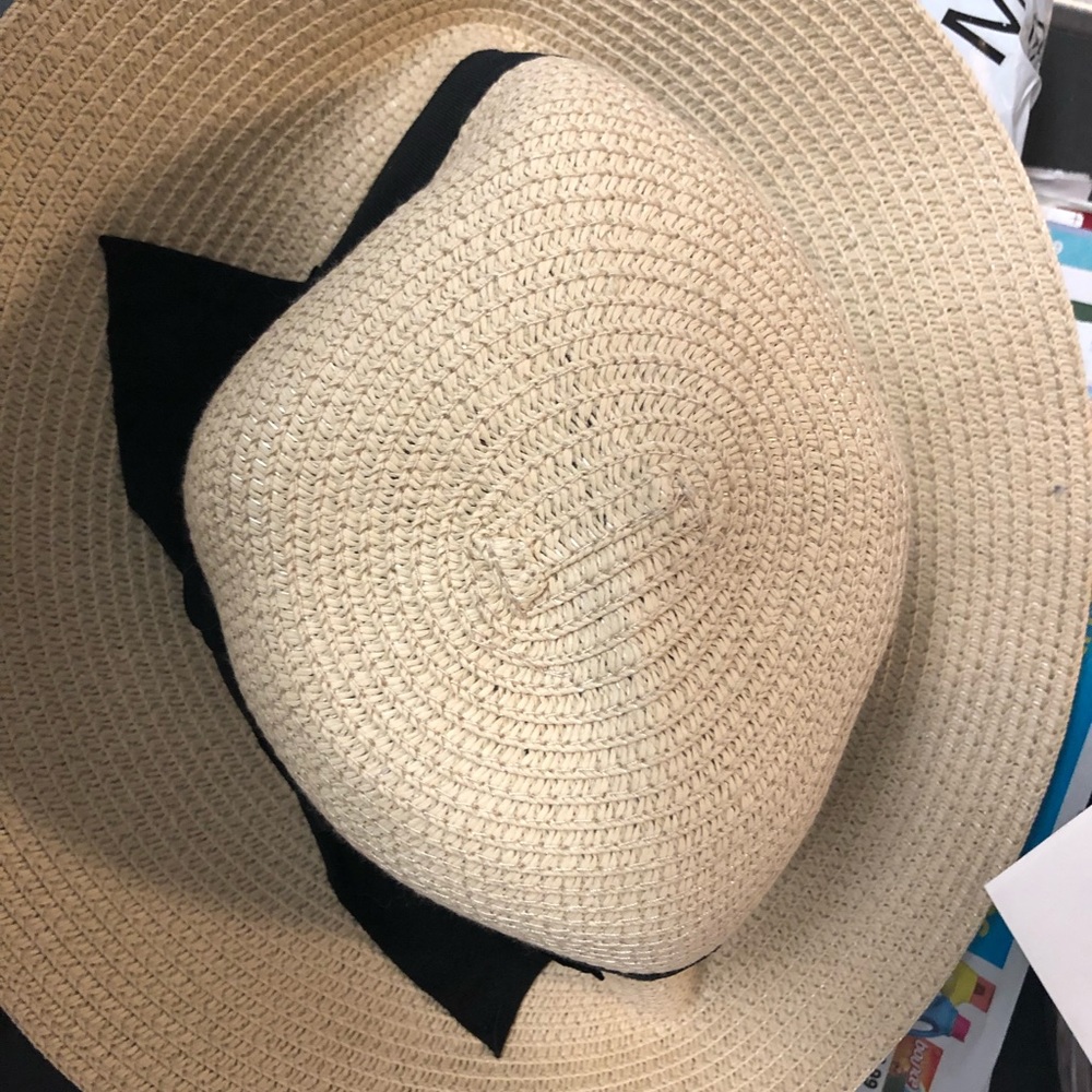 sun hat - Picture 3 of 3
